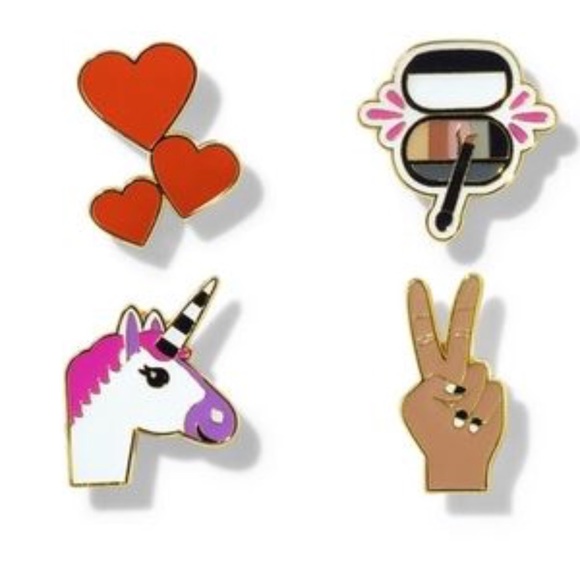 Sephora Accessories - 🆕 Sephora limited edition set of 4 pins 🦄